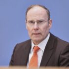 IW-Experte: Geplantes Bundestariftreuegesetz bringt mehr Bürokratie