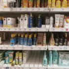 Krebshilfe hält Gratis-Sonnencreme für "bedingt sinnvoll"