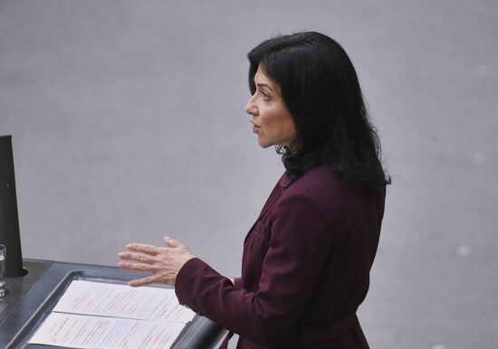 Wirtschaftsministerin lehnt Digitalsteuer für US-Tech-Konzerne ab