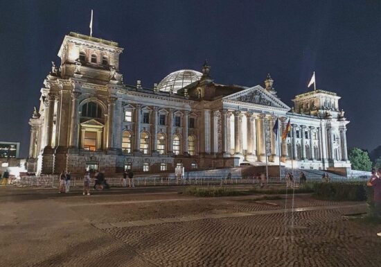 NS-Forscher warnt vor "systembedrohenden Entwicklungen"