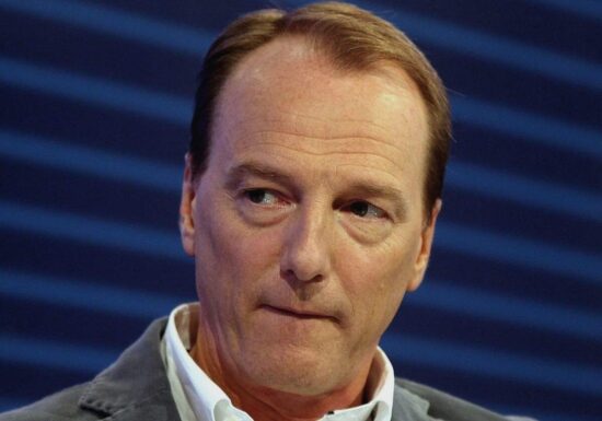 Bestsellerautor Marc Elsberg nennt KI "fleißiger Praktikant"