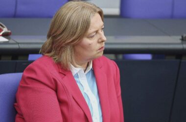 Bas: Sozialversicherung braucht in Zukunft Steuererhöhungen