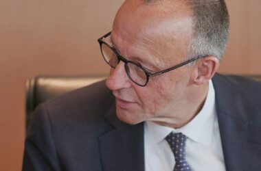 Waffenembargo: Eltern von deutscher Geisel schreiben Brief an Merz