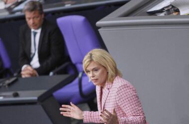 Klöckner will Kritik von Habeck nicht kommentieren