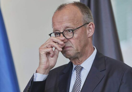 Insa: Union nur noch knapp vor AfD