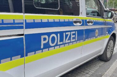 Vier Jugendliche sterben bei Autounfall in Kürten