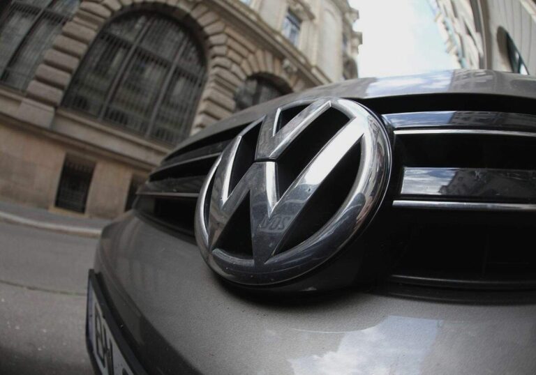 Bosch und VW kündigen Durchbruch beim automatisierten Fahren an