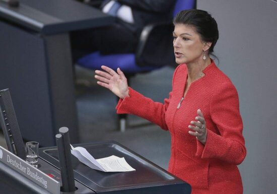 Wagenknecht: "Deutschland steckt tief in der Merzession"