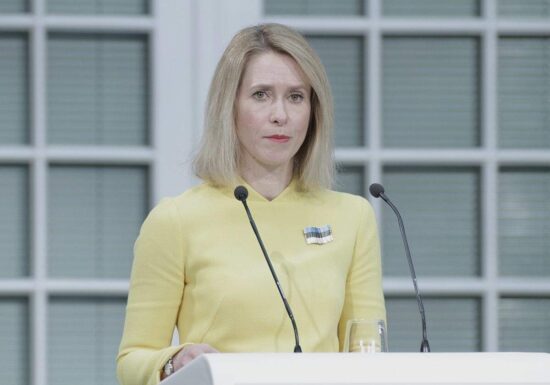 Kallas: Ukraine darf militärische Ziele in Russland angreifen