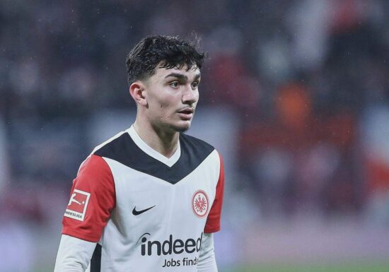 DFB-Pokal: Frankfurt und Paderborn feiern Favoritensiege