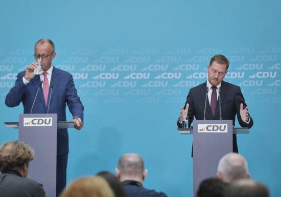 Kretschmer hält CDU-interne Kritik an Merz für normalen Diskurs