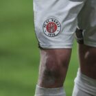 Bundesliga: St. Pauli schlägt HSV im Stadtderby
