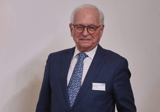 Ischinger dämpft Erwartungen an Trump-Putin-Gipfel