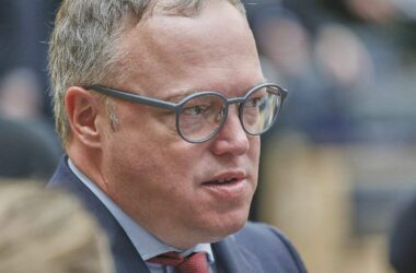 Voigt will Umgang von Kindern mit Smartphones begrenzen