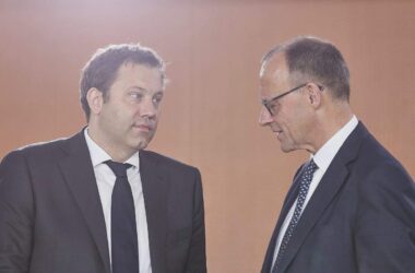 Klingbeil lobt Merz-Initiative vor Trump-Putin-Treffen