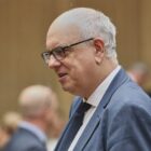 Bovenschulte mahnt in Debatte über Gender-Verbot zur Mäßigung