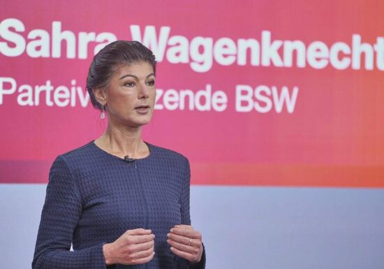 Wagenknecht zweifelt an Friedenswillen der Europäer