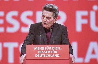 Mützenich fordert scharfe Reaktion auf Trumps Atomdrohungen