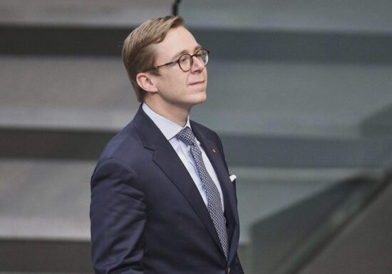 Amthor will Bürokratiekosten um 16 Milliarden Euro pro Jahr senken