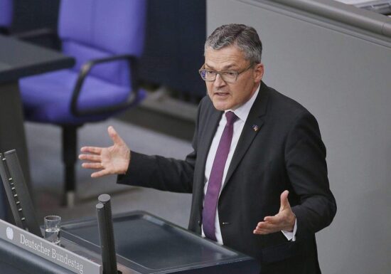Kiesewetter kritisiert deutsche Nahost-Politik