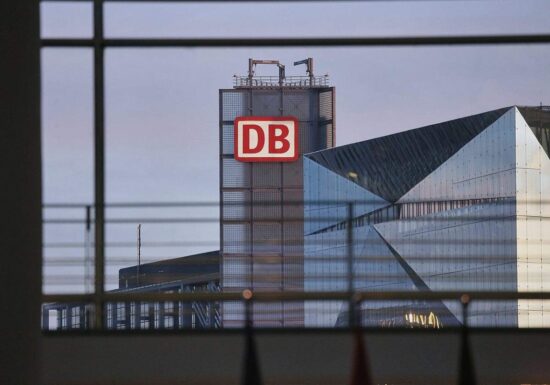 Bericht: Verkehrsminister entlässt Bahn-Chef Lutz