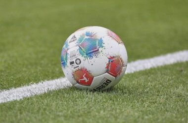 DFB-Pokal: Cottbus schlägt Hannover nach Elfmeter-Fehlschuss