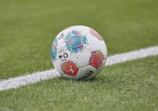 DFB-Pokal: Cottbus schlägt Hannover nach Elfmeter-Fehlschuss