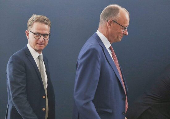 Union im Politbarometer weiterhin vor AfD
