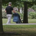 Studie: Väter wollen mehr Zeit mit ihren Kindern verbringen