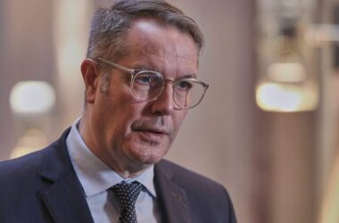 Richterwahl: Schweitzer verweist auf Verantwortung von Merz