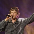 "Golden" weiter an Single-Charts-Spitze - Zartmann zurück auf Rang 3