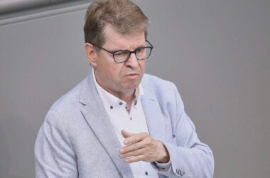 Stegner sieht in Trump-Putin-Treffen "einzige Friedensperspektive"