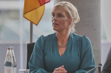 Lang nennt Klöckner "Polarisierungsunternehmerin"