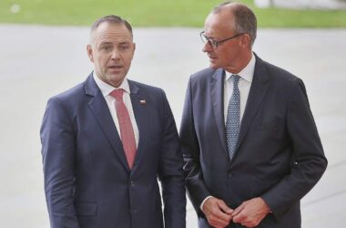 Merz spricht mit Nawrocki über Ukraine und Drohnen