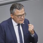 Kiesewetter drängt auf deutlich mehr Ukraine-Militärhilfe