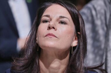 Ex-Außenministerin Baerbock verteidigt Afghanen-Aufnahmeprogramm