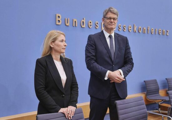 Schnieder bestätigt: Evelyn Palla wird neue Bahn-Chefin