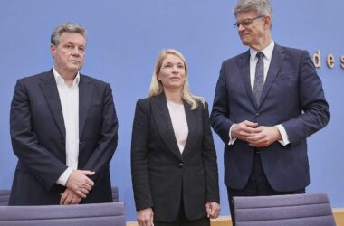 Schnieder bedauert Rompf-Rückzug - EVG zufrieden