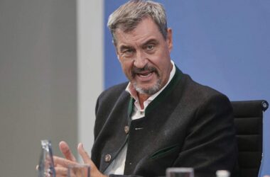 Söder kritisiert Besetzung von Koch als Ruhs-Nachfolgerin