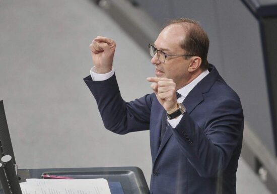 Dobrindt warnt vor "politischem Kipppunkt"