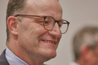 Spahn will Fußfesseln für ausreisepflichtige Asylbewerber