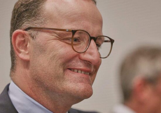 Spahn will Fußfesseln für ausreisepflichtige Asylbewerber