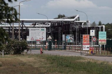Bundesregierung verlängert Treuhandverwaltung von Rosneft