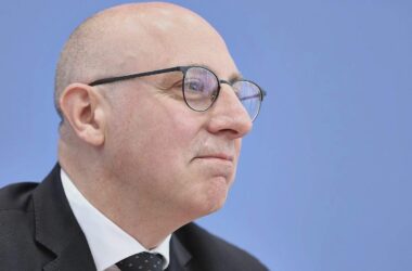 Regierung will neuen Verfassungsschutzchef noch nicht bestätigen