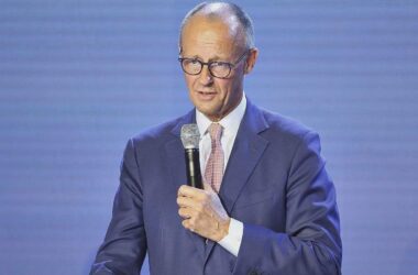 Merz sieht Deutschland "nicht im Krieg" und "nicht im Frieden"
