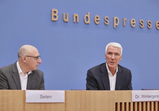 Bericht vorgestellt: KI spielt zunehmende Rolle bei Cyberattacken