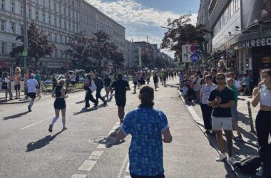 Kenianer Sabastian Sawe gewinnt 51. Berlin-Marathon