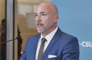 CSU-Landesgruppenchef lehnt höhere Abgaben für Reiche ab