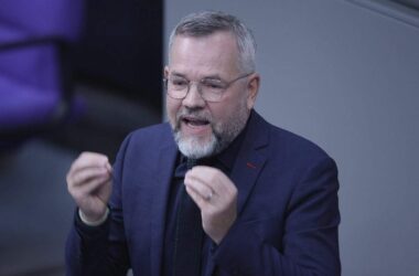Ex-Politiker Roth fordert Ausbau der Psychotherapie-Strukturen