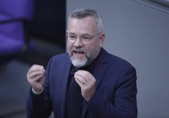 Ex-Politiker Roth fordert Ausbau der Psychotherapie-Strukturen